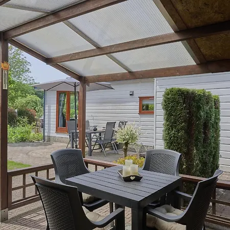 펜션 Hermelijn 훌쇼스트